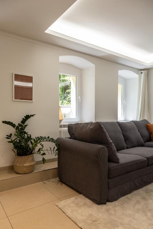 Spacious Apartment In Hemholtzkiez Prenzlauer Berg For 8 People Hiddenseer Berlin Zewnętrze zdjęcie